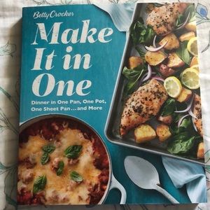 Betty Crocker Cookbooks Bundle